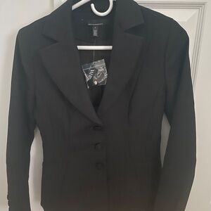 NWT - WHBM 3-Button Signature Blazer - Size 2 - Black